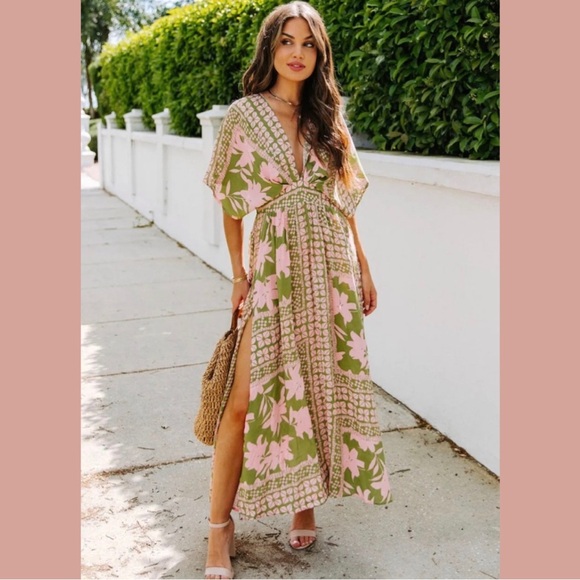 Vici Dresses & Skirts - VICI ‘A World to See’ Pink Olive Green Floral V-Neck Slit Boho Midi Maxi Dress M